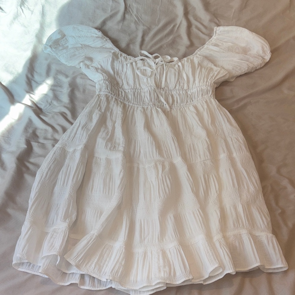 Elegant White Midi Dress